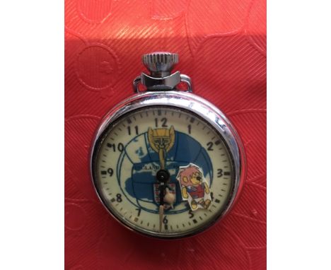 1966 World Cup Willie Football Stopwatch: Superb item featuring The FA emblem WC Willie and the World Cup to front. The rear 