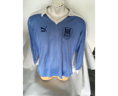 Israel U21 Match Worn Football Shirt: Swapped with England player Tony Cottee who gave the Israel player his spare England sh