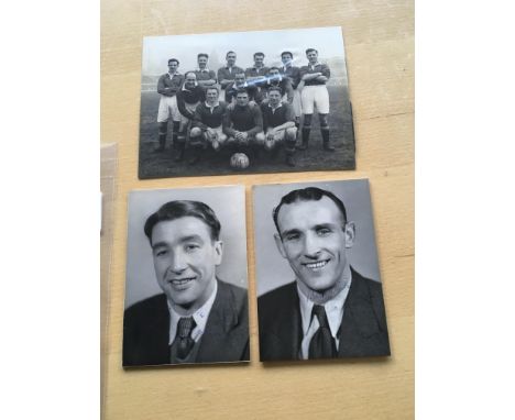 51/52 Manchester United Press Photos: A nice 8 x 6 inch photo with Andrews of Stretford press stamp and caption naming player