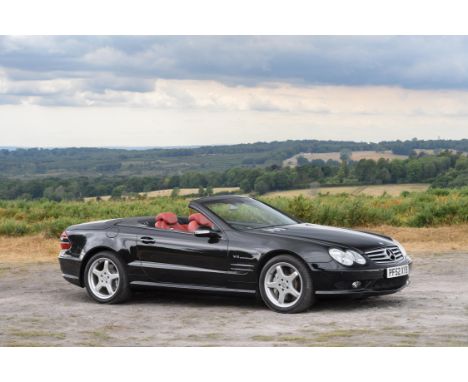 Smartly finished in Obsidian Black, this SL55 was part of a notable collection and comes with a superb history file.First reg