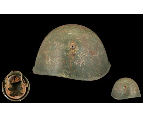 WW2 M33 ITALIAN STEEL HELMET. Original, please see image.
