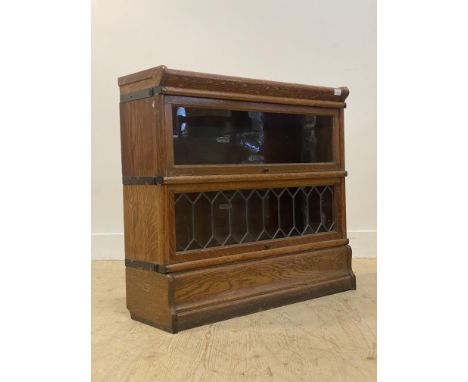 Globe Wernicke, an early 20th century oak two height stacking library bookcase, H80cm, W87cm, D30cm