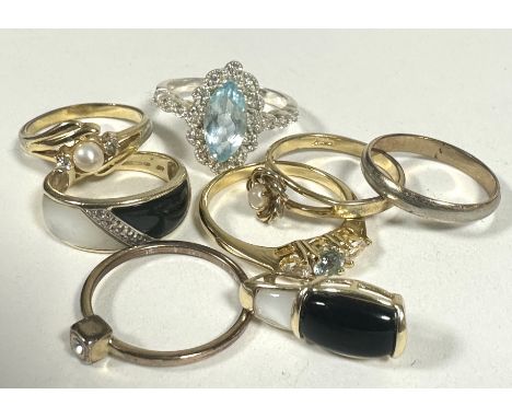 A Chilean 10ct gold dress ring set mother of pearl and onyx, M, with a matching pendant, and a group of five various metal pa