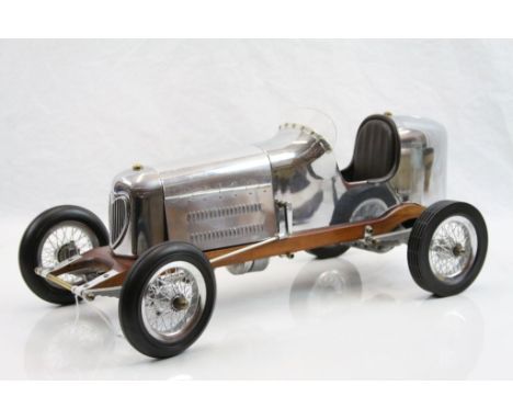 Metal and wooden built model car of a vintage style in good condition, 19" in length 