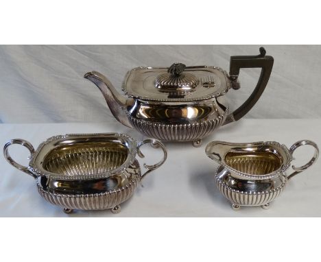 Plated dragooned 3 piece tea service 