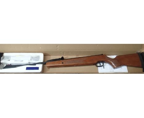 Boxed Remington express compact .22 air rifle with 4 x 32 scope. P&amp;P Group 3 (£25+VAT for the first lot and £5+VAT for su