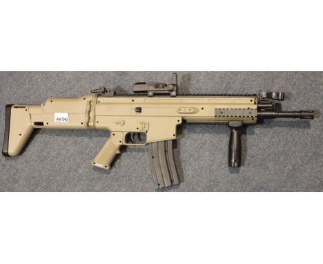 Plastic replica FN scar assault rifle. P&amp;P Group 3 (£25+VAT for the first lot and £5+VAT for subsequent lots) 