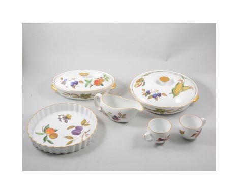 Extensive collection of Royal Worcester oven to tableware, Evesham pattern, including tureens, sauce boat, serving dishes, di