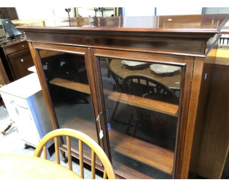 Victorian mahogany display cabinet, rectangular top, with boxwood stringing, also to the frieze and doors, glazed, enclosing 