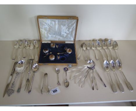 A collection of assorted silver flatware, approx 25 troy oz, including 800 Continental silver and a Russian silver salt set, 