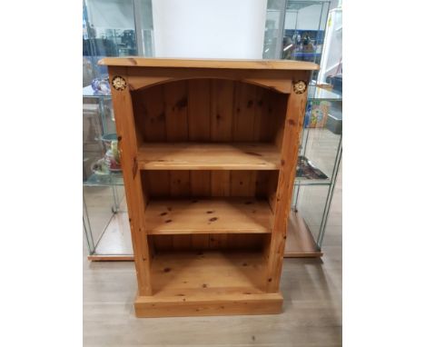 MODERN PINE 3 SHELF SHELVING UNIT