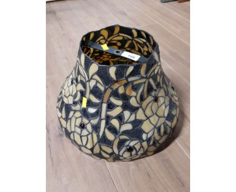 BEAUTIFUL TIFFANY STYLE LAMP SHADE