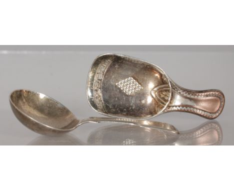 AN EARLY VICTORIAN FIDDLE PATTERN CADDY SPOON, London 1838, and ANOTHER (2).
