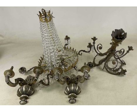 A large collection of glass drops for chandeliers or electroliers, a pair of wall lights and two ceiling lights (both af).Con