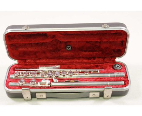 ROMILLY; a cased graduate flute.