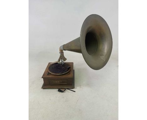 THORENS; a Swiss horn gramophone, diameter 43,5cm