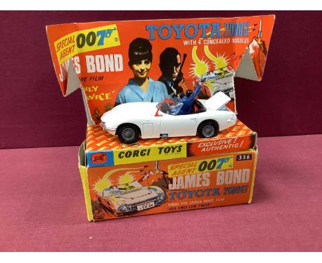 Corgi Toys No 336 James Bond 007 Toyota 2000 GT, overall very good, minor chipping noted to boot edge. Bonnet mechanism appea