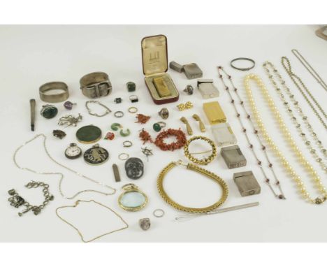 A LARGE GROUP OF JEWELLERY AND COSTUME JEWELLERY, and six various Dupont lighters. (Qty) (with faults)