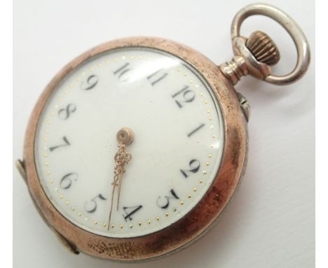 950 silver gold plated fob watch D: 30 mm CONDITION REPORT: This item was working at the time of lotting. 