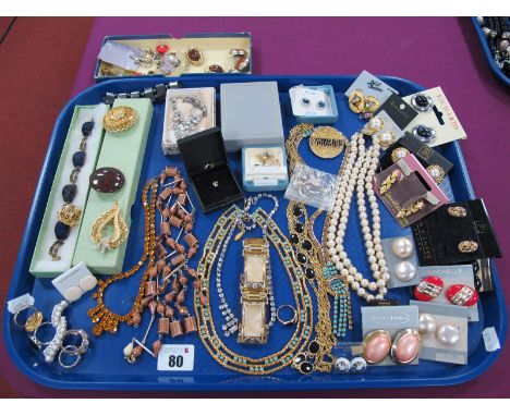 Vintage and Later Assorted Costume Jewellery, including bracelets, diamanté and other necklaces, imitation pearls, earrings, 