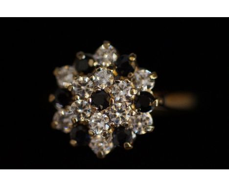 9ct Gold cluster ring set with sapphires &amp; clear stones Size O 