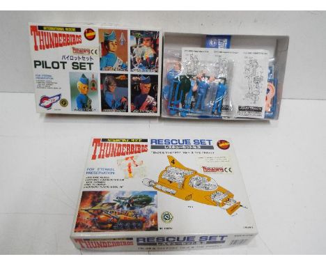 IMAI, Thunderbirds, Gerry Anderson - Two boxed vintage 'Thunderbirds' plastic model kits from IMAI. Lots contains IMAI B2082 