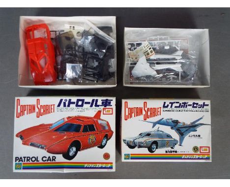 IMAI, Captain Scarlet, Gerry Anderson - Two vintage plastic 'Captain Scarlet' model kits from IMAI. Lot includes IMAI B1204 P