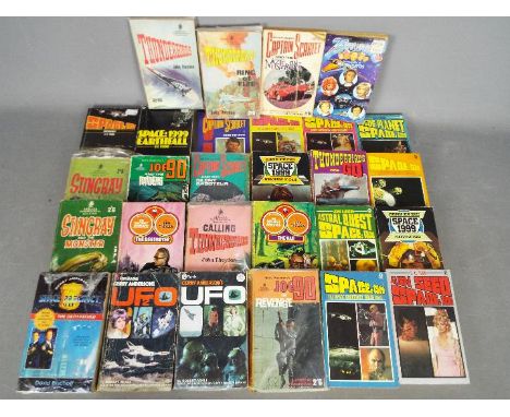 Armada Paperbacks, Gerry Anderson, Captain Scarlet, Thunderbirds, UFO, Other - A  library of 28 'Gerry Anderson Themed' vinta