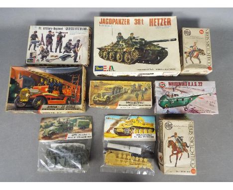 Airfix, Revell - Five boxed / packeted plastic model kits in various scales. Lot includes Airfix #572 1:32 1914 Dennis Fire E