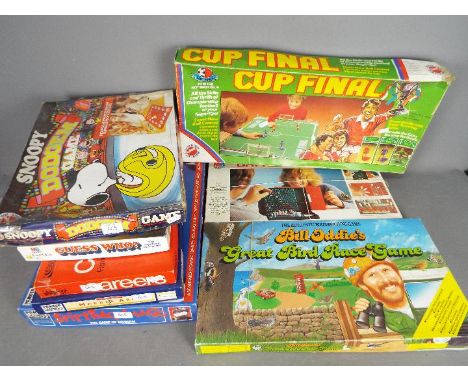Parker - Peter Pan - MB Games - A lot of 8 vintage board games including, Spitting Image, Cup Final, Battleship. The boxes al