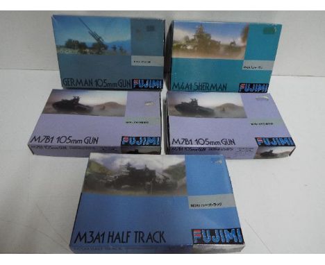 Fujimi - Collection of 5 unmade boxed 1:76 scale military model kits including # 33 German 105 mm Gun, # 39 M4A1 Sherman tank