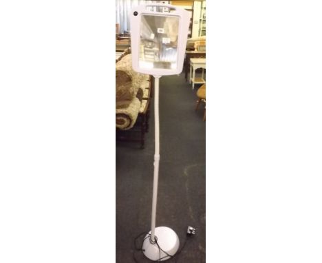 MAGNIFIED MODERN STANDARD LAMP     