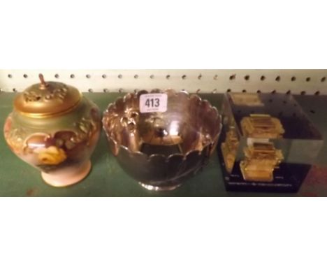 SHELF OF ORNAMENTS