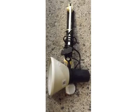 WALL MOUNTED ANGLE POISE STYLE LIGHT    