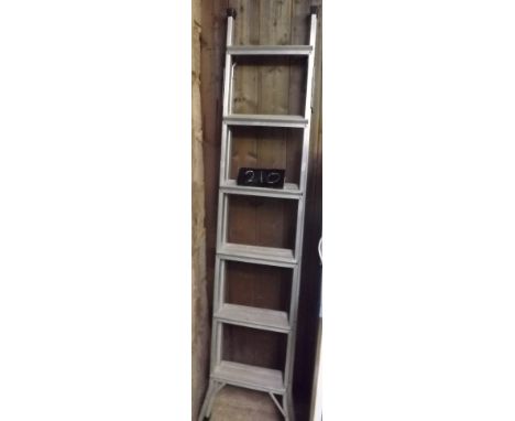 ALUMINIUM 3 WAY STEP LADDER      