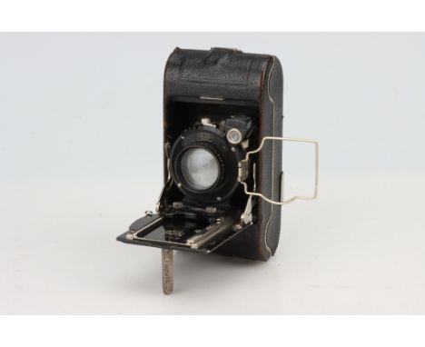 A Zeiss Ikon Bobette II (548) Folding Camera, black, with Ernemann Ernostar f/2 42mm lens, body, VG, shutter working, lens, G