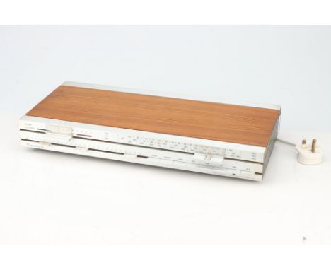 A Bang &amp; Olufsen Beomaster 901 HiFi Receiver Tuner, cosmetic condition G, some wear &amp; tear throughout, red light illu