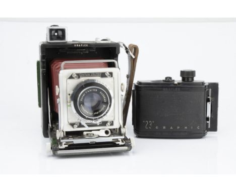 A Graflex Century Graphic Medium Format Press Camera, black, body G, shutter working, bellows appear G-VG, camera not tested 