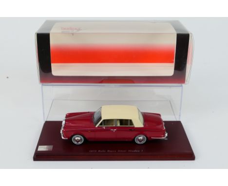 True Scale Miniatures - A boxed die-cast model 1:43 #TSM104328 1975 Rolls Royce Silver Shadow 1 - The model - which is in red