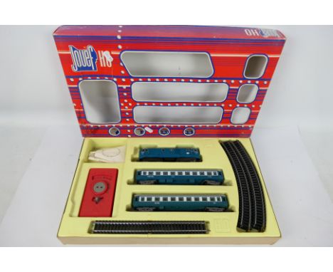 Jouef - A boxed HO gauge #ZC7517 Electric Train Set. Lot includes a Class 21 diesel locomotive Op.No.D6100 in BR blue with an