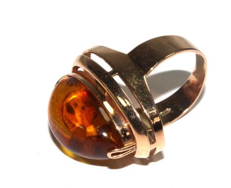A continental gold and amber ring 