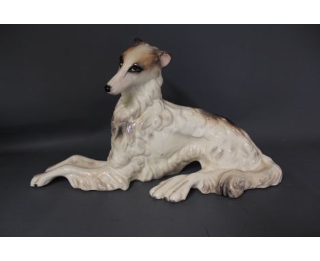 A Wedgwood vintage Bozzoi Russian Wolfhound porcelain dog - Height 21cm x Width 12cm x Length 37cm 
Condition report: Good co