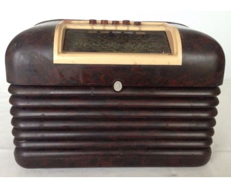 A vintage Bush bakelite radio.
