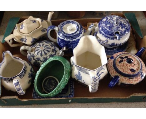 A box of vintage ceramics to include George Jones Abbey, Sylvac, Woods 'Yuan' jug & willow pattern small lidded tureen & stan