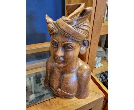 Indonesian Carved Wooden Bust with Head-Dress and Dagger to Back - H approx 27cm