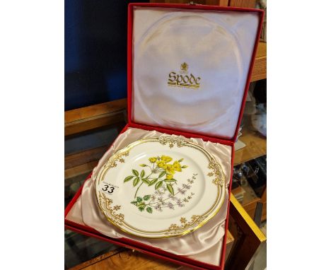 Cased Spode No 4 Stafford Flowers F1651-L Calceolaria &amp; Sonerila Floral Centrepiece Plate - 23.5cm diameter