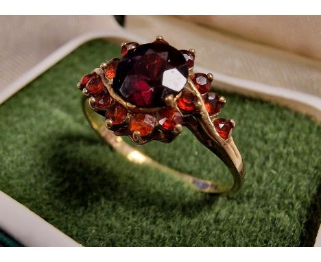 9ct Gold &amp; Ruby Cluster Dress Ring - size L