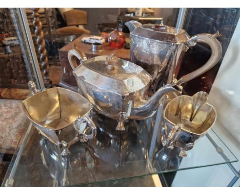 1935 Four-Piece Hallmarked Birmingham Silver Tea Service by Bravingtons - total weight 1961g