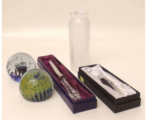 Lalique glass vase, Caithness paperweight, mdina paperweight, a boxed magniting glass and an Edinburgh paperknife. Condition 