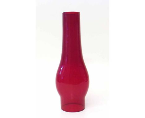 Cranberry glass lamp funnel Condition report: see terms and conditions